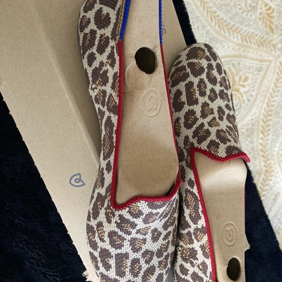 Rothys - Picture 1 of 4